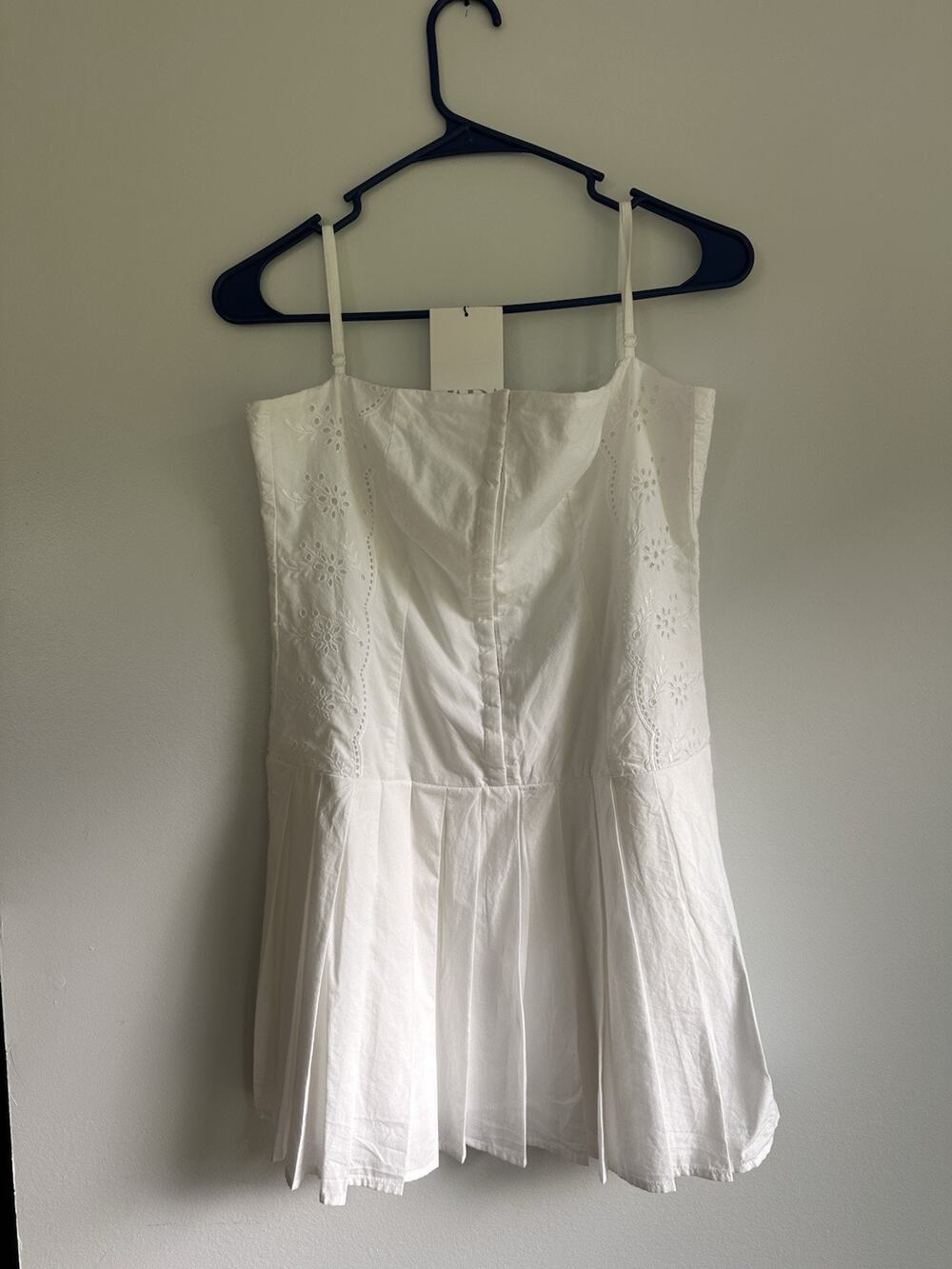 Zara Size Medium NEW White Cotton Mini Dress Eyelet Sides Pleated Skirt Corset